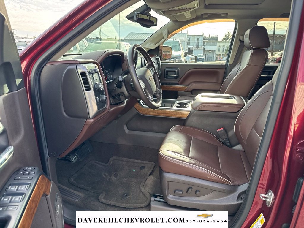 Used 2015 Chevrolet Silverado 1500 High Country w/ High Country Premium Package AWD/4WD image 17