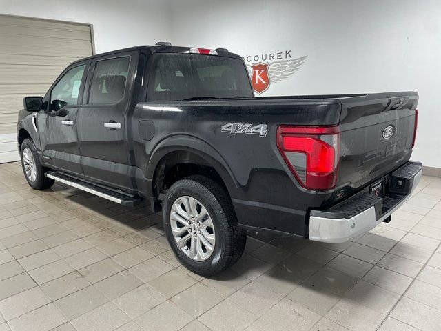 New 2026 Ford F150 XLT w/ XLT Chrome Appearance Package AWD/4WD image 4