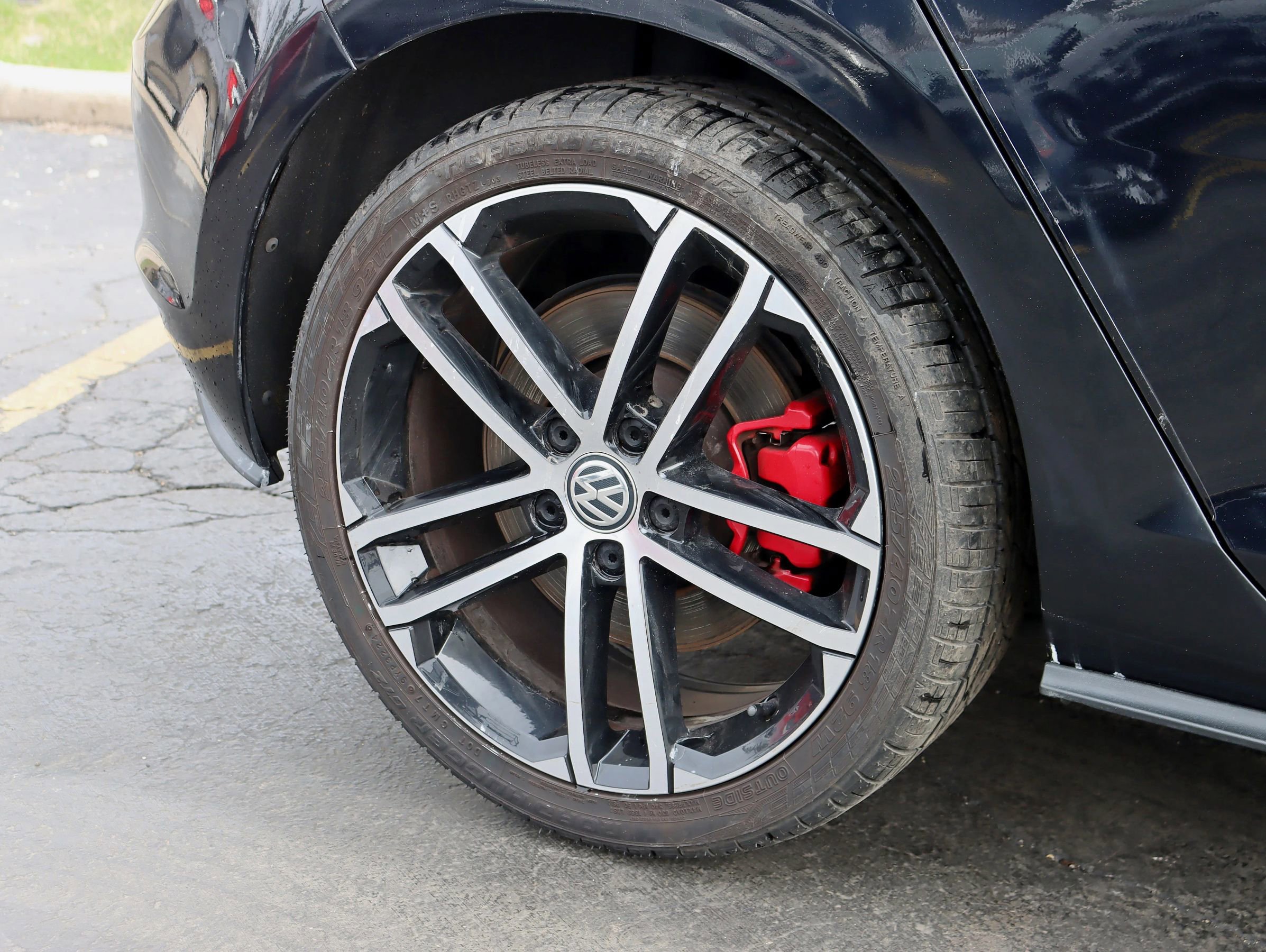 Used 2017 Volkswagen GTI Sport FWD image 6