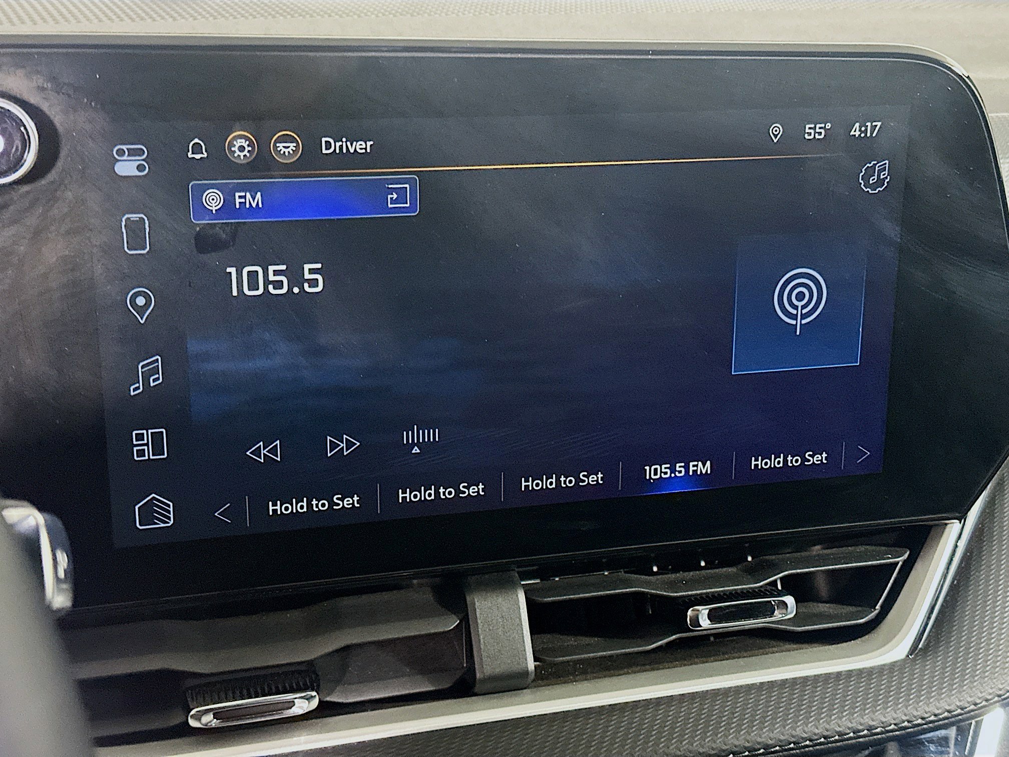 Used 2025 Chevrolet Equinox LT FWD image 19
