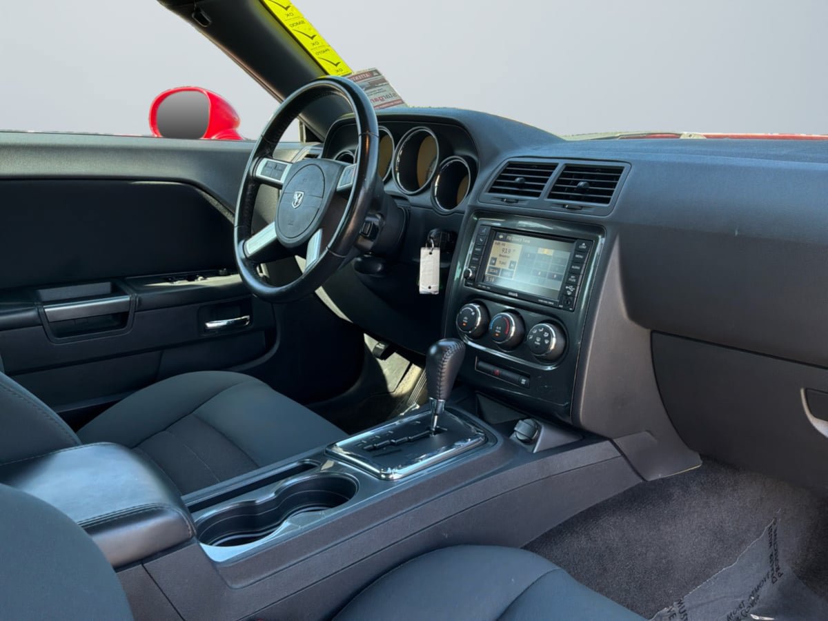 Used 2010 Dodge Challenger R/T w/ Sound Group RWD image 14