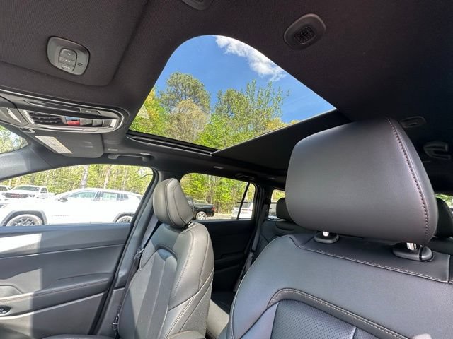 New 2026 Jeep Cherokee Limited AWD/4WD image 22