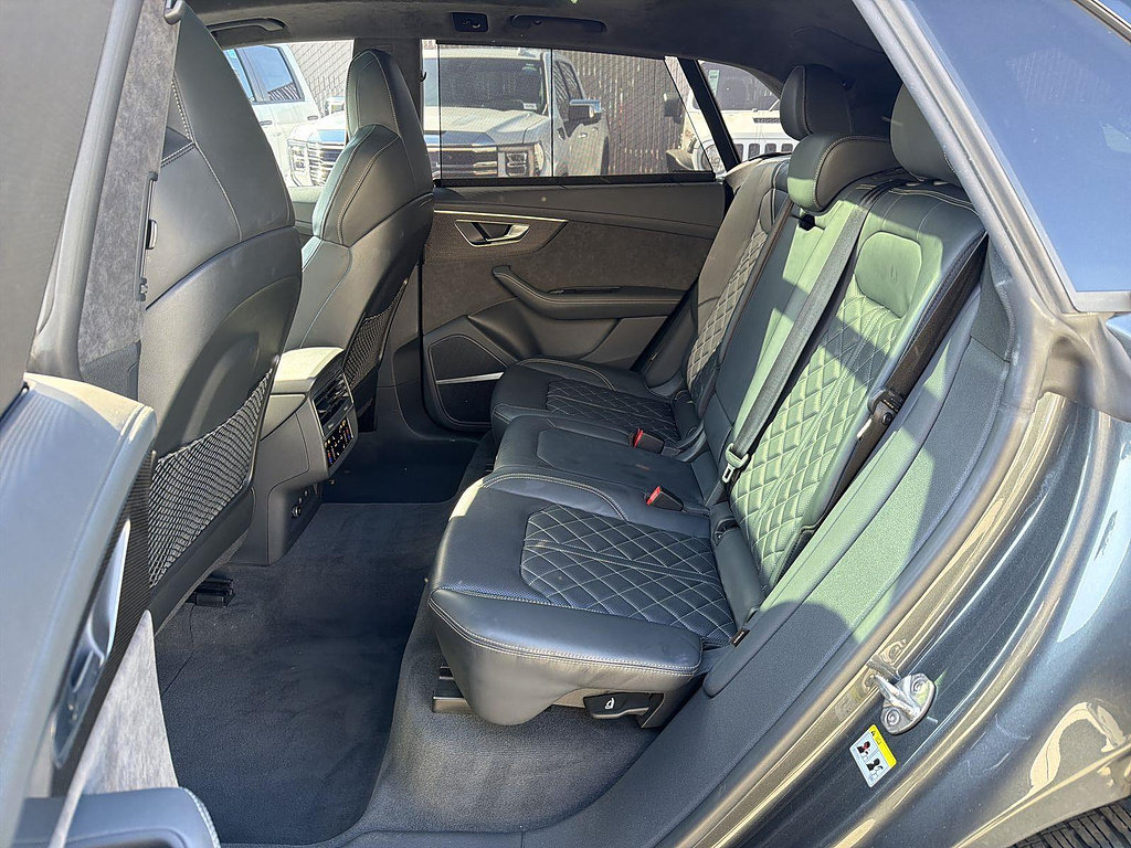 Used 2022 Audi SQ8 Prestige w/ Prestige Package AWD/4WD image 20