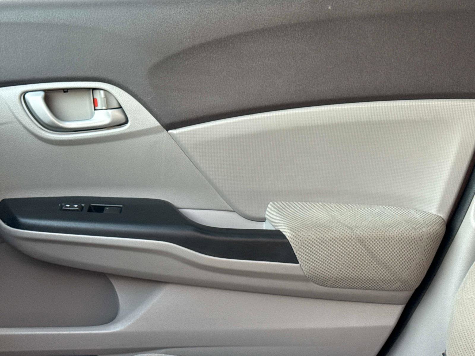 Used 2012 Honda Civic LX image 21