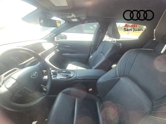 Used 2024 Toyota Crown Platinum AWD/4WD image 11