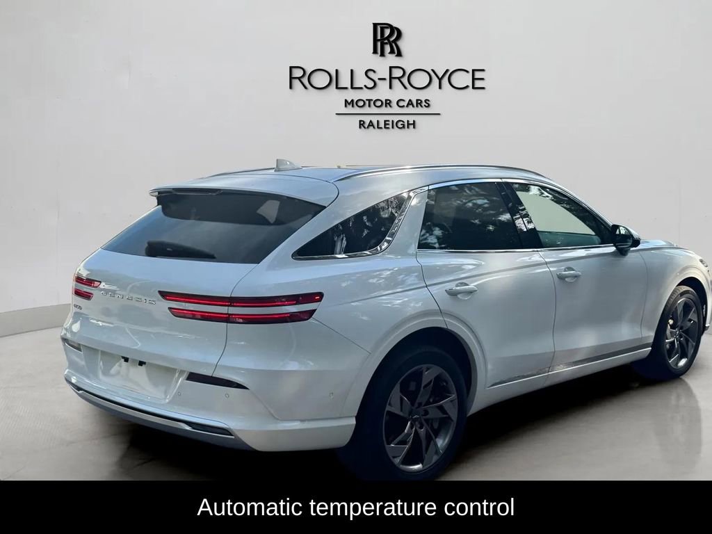 Used 2024 Genesis Electrified GV70 Advanced image 6