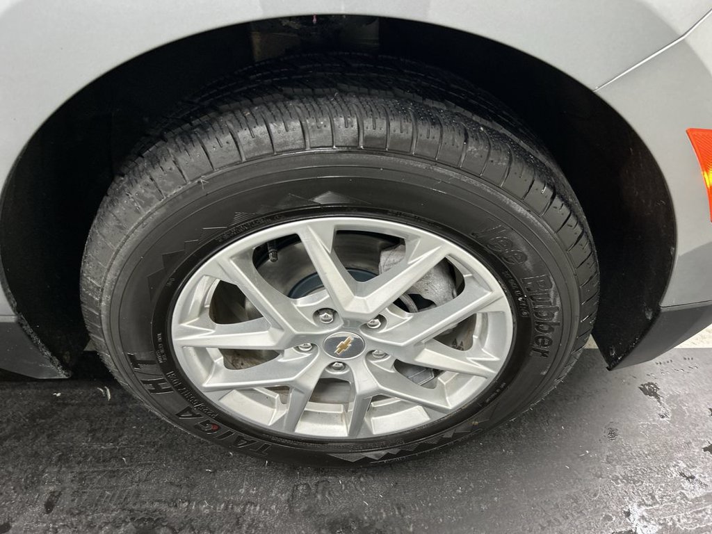 Used 2024 Chevrolet Equinox LT AWD/4WD image 8