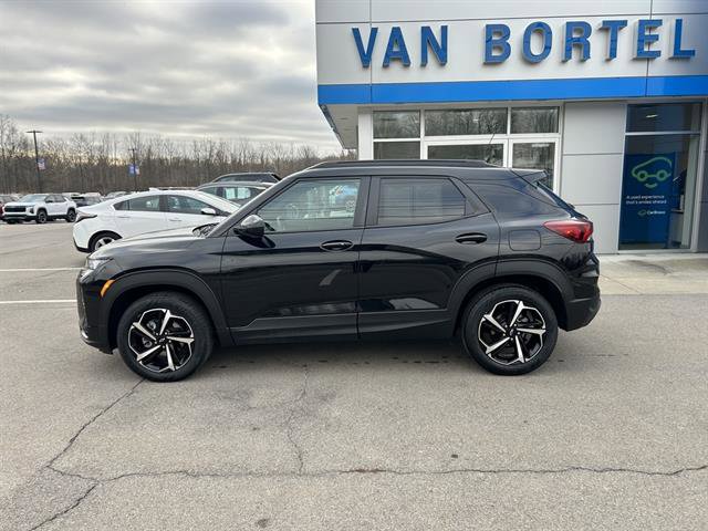 Certified 2023 Chevrolet TrailBlazer RS w/ Convenience Package image 2