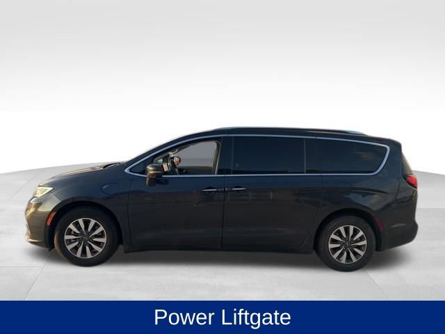 Used 2021 Chrysler Pacifica Touring-L image 9