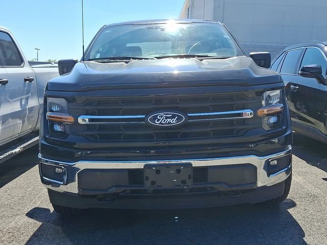 Used 2025 Ford F150 XLT w/ Equipment Group 301A Standard AWD/4WD image 2