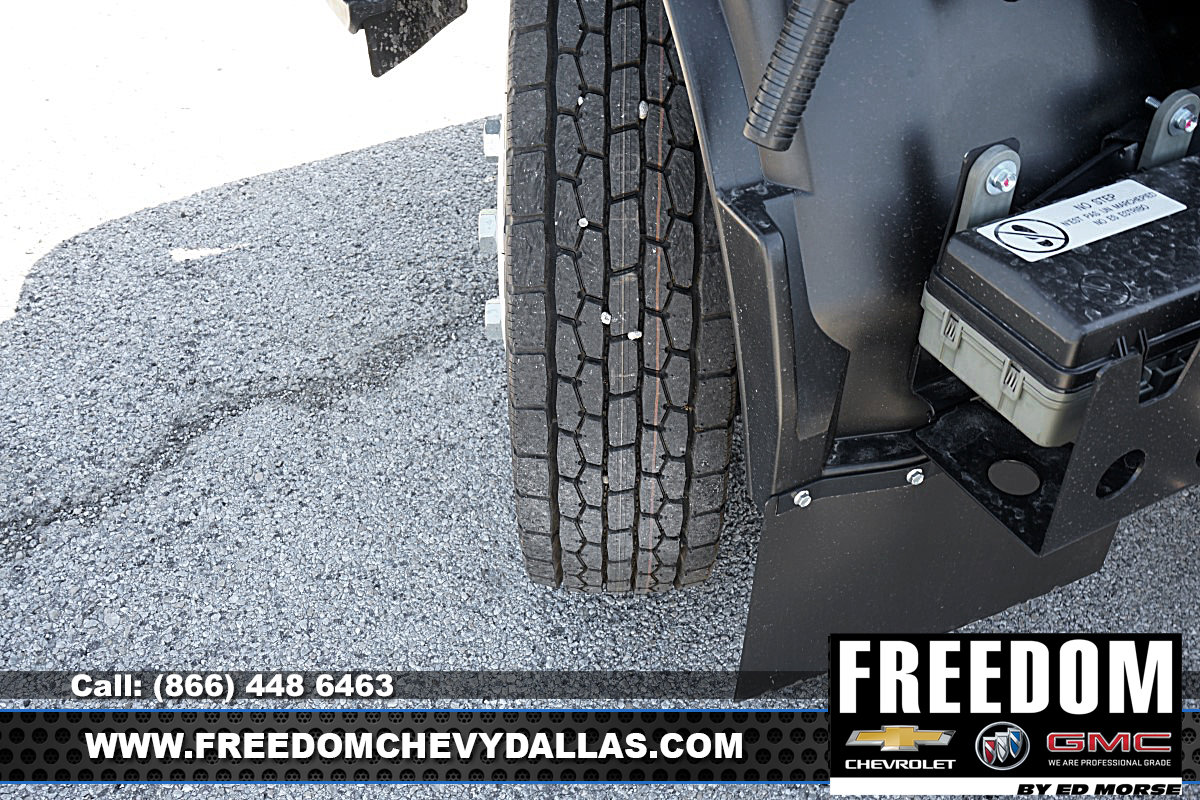 New 2024 Chevrolet Low Cab Forward image 34