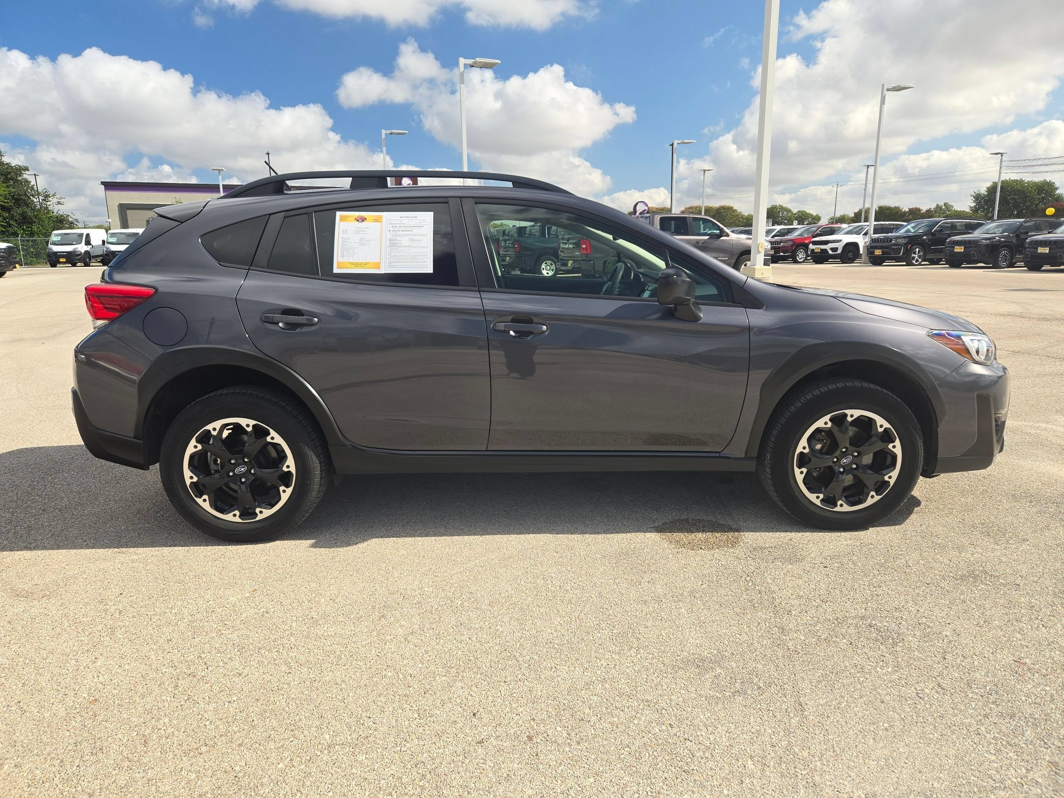 Used 2023 Subaru Crosstrek 2.0i AWD/4WD image 2