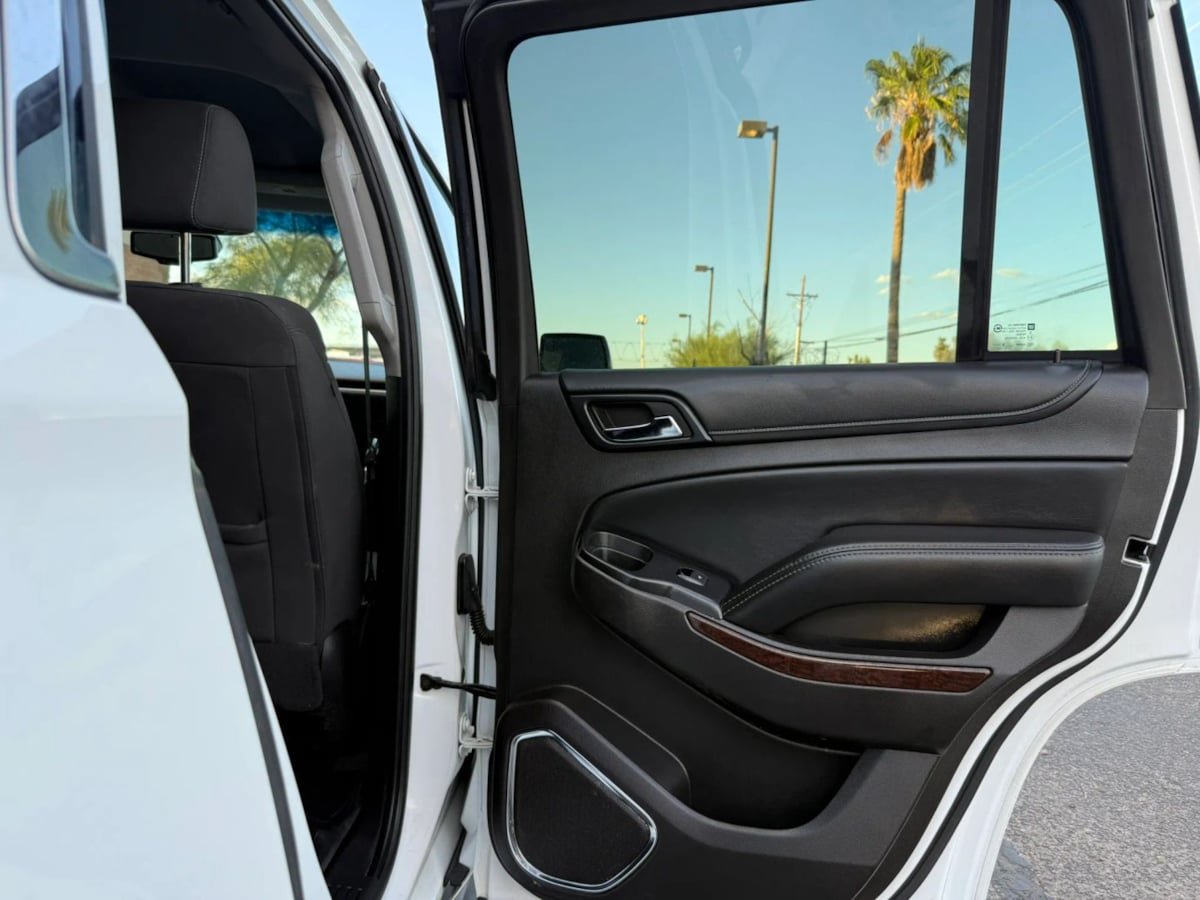 Used 2016 GMC Yukon SLE w/ Convenience Package AWD/4WD image 34