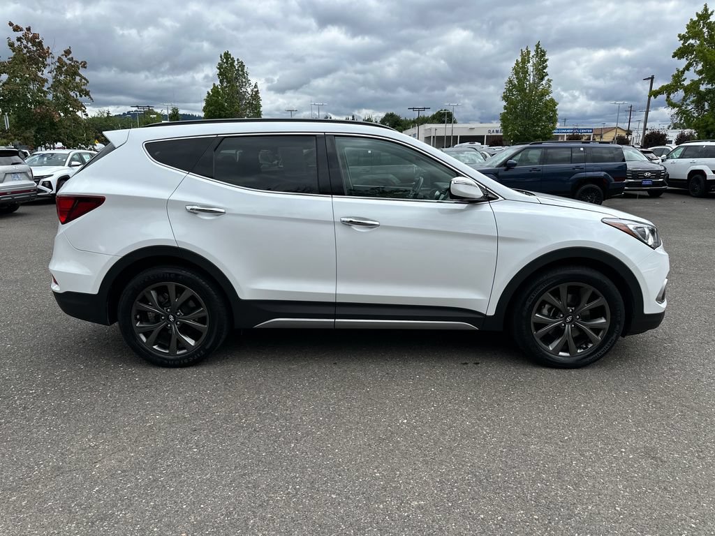 Used 2017 Hyundai Santa Fe Sport AWD/4WD image 7