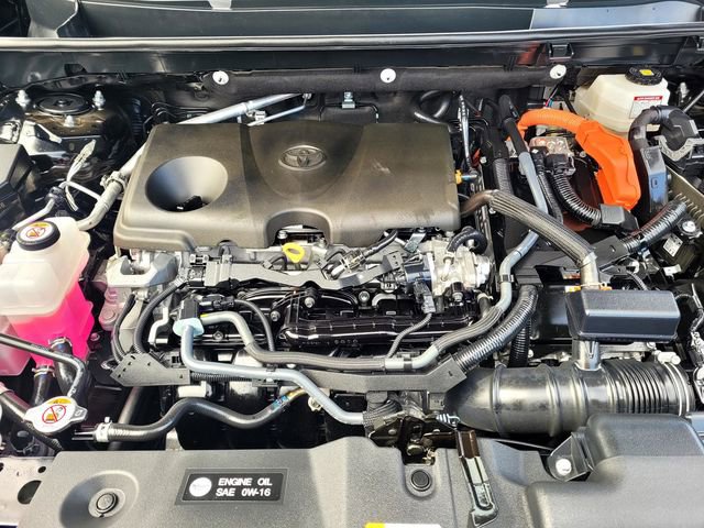 Certified 2024 Toyota RAV4 XLE AWD/4WD image 35