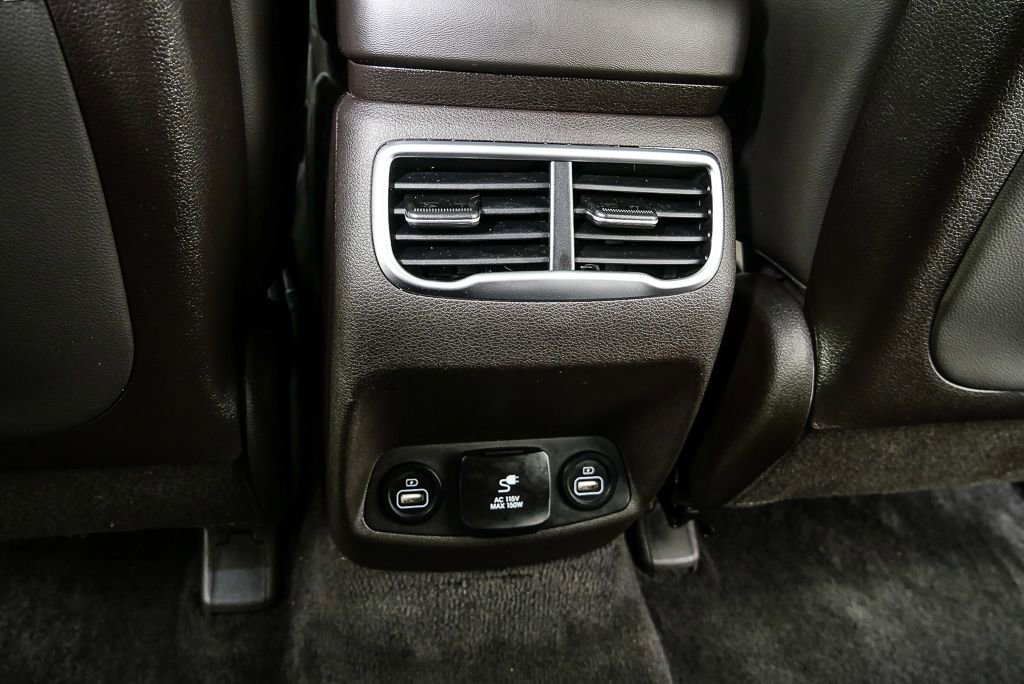 Used 2022 Hyundai Santa Fe Limited image 24