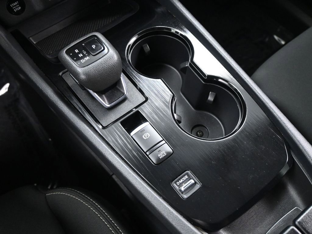 Used 2024 Nissan Rogue S image 27