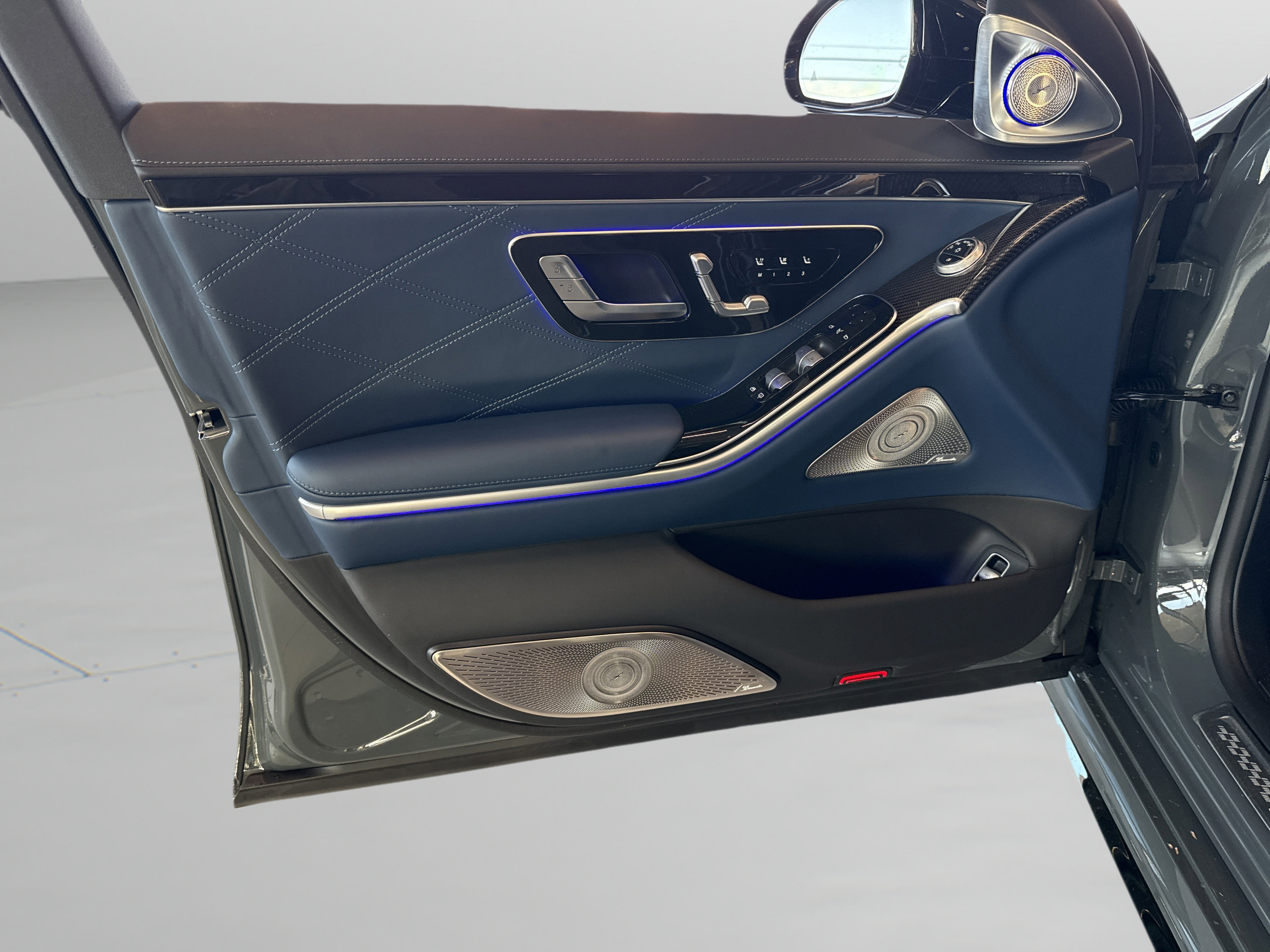New 2026 Mercedes-Benz S 63 AMG S image 17