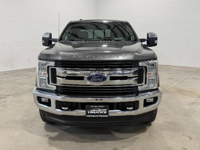 Used 2017 Ford F350 XLT w/ XLT Premium Package image 3