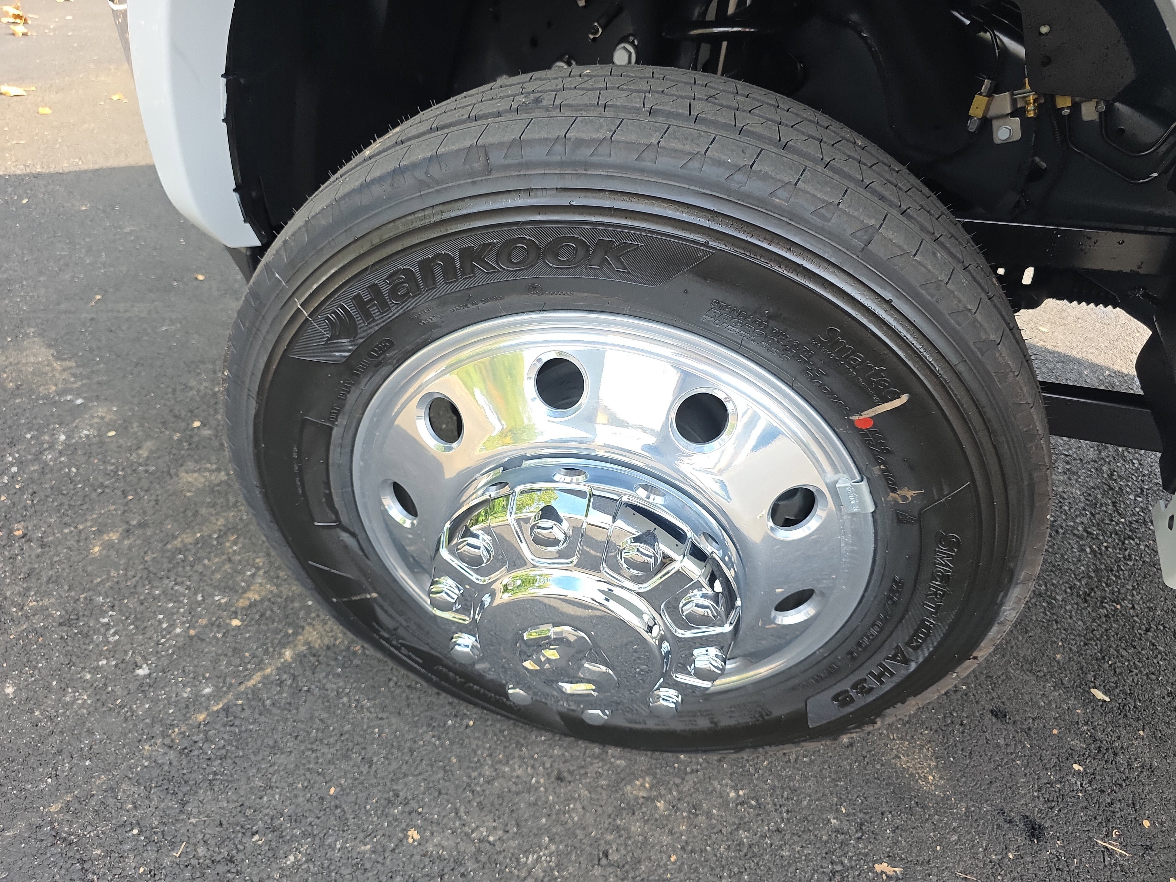 New 2026 RAM 5500 4x4 Regular Cab image 36