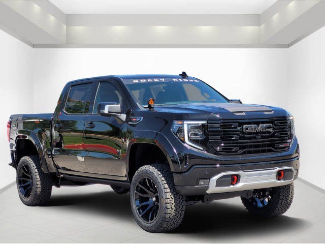 New 2025 GMC Sierra 1500 AT4 w/ AT4 Premium Package
