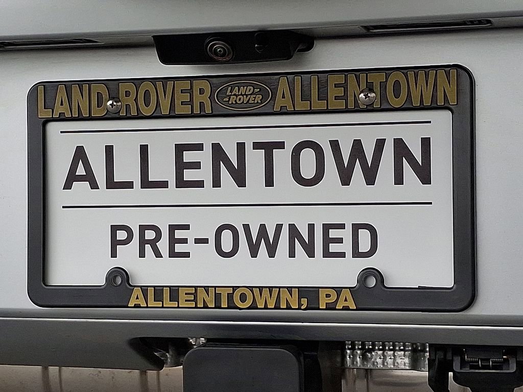 Used 2025 Land Rover Defender 110 S image 30