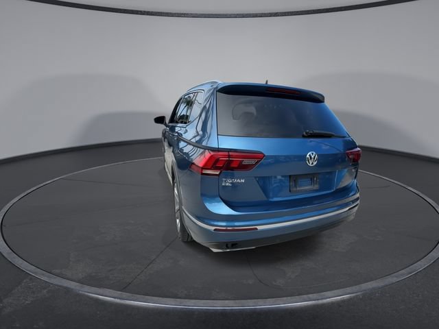 Used 2019 Volkswagen Tiguan SEL R-Line AWD/4WD image 6
