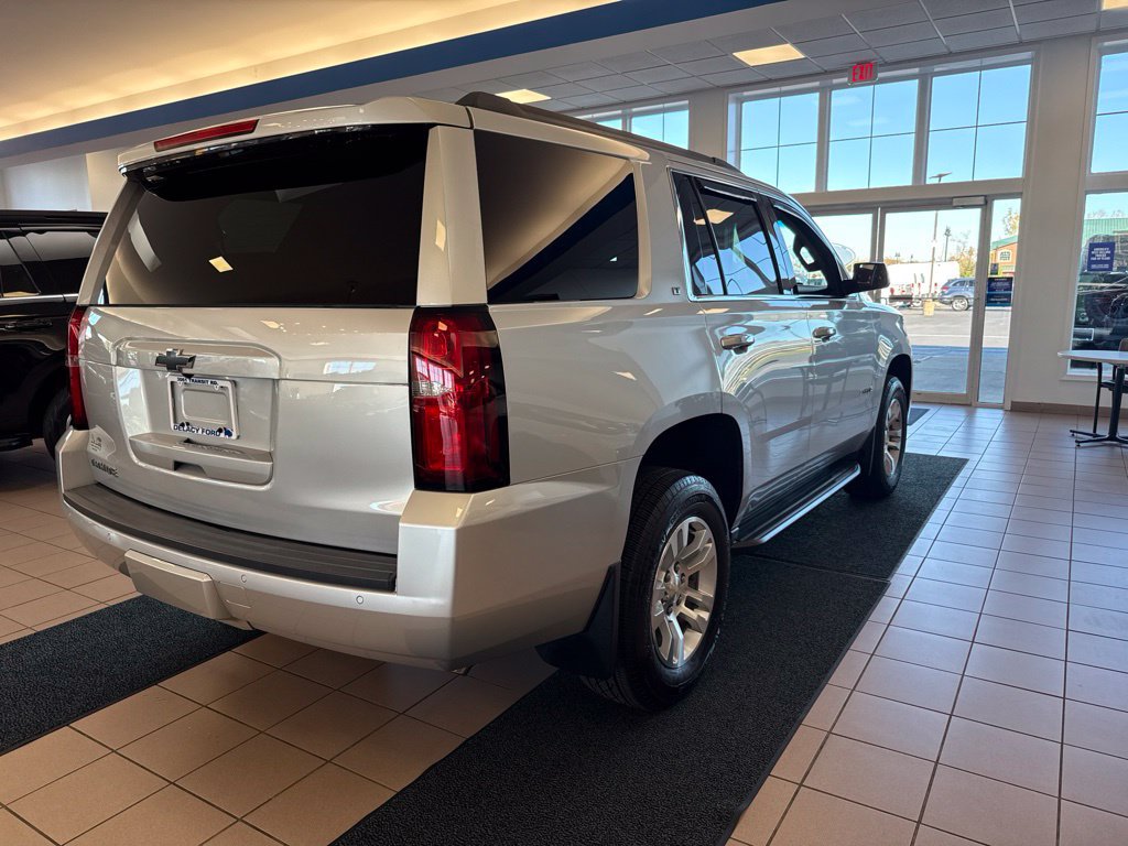 Used 2019 Chevrolet Tahoe LT w/ Luxury Package AWD/4WD image 4