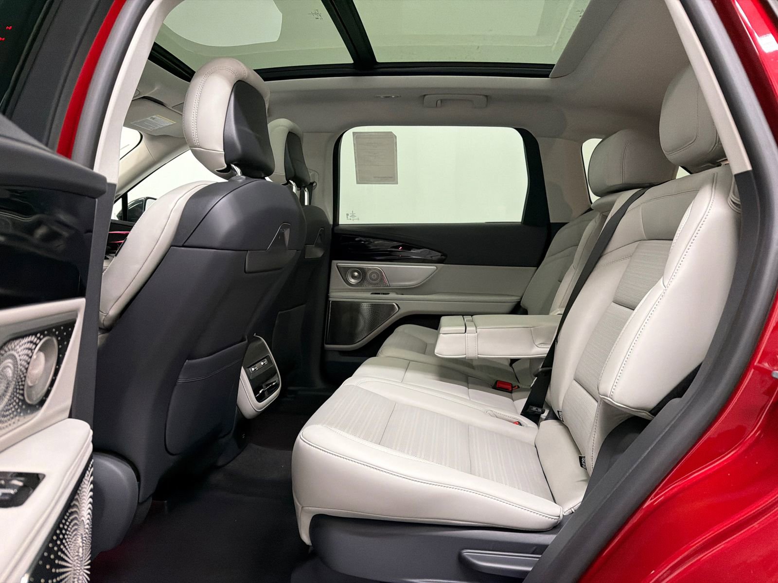 New 2026 Lincoln Nautilus Reserve AWD/4WD image 19