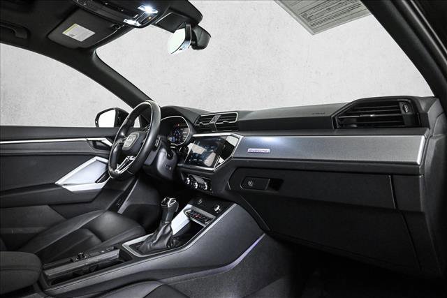 Used 2021 Audi Q3 2.0T Premium Plus image 23