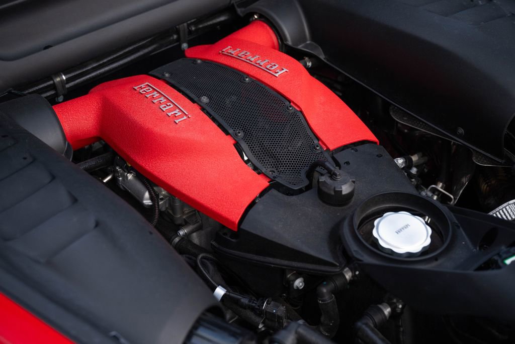 Certified 2021 Ferrari F8 Tributo image 25