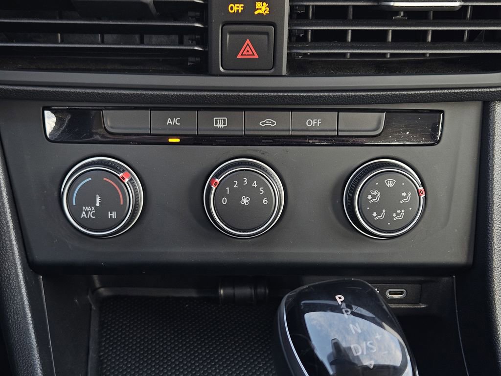 Used 2024 Volkswagen Jetta S image 15