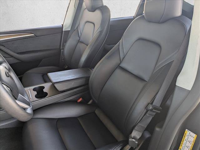 Used 2024 Tesla Model Y Long Range RWD image 17