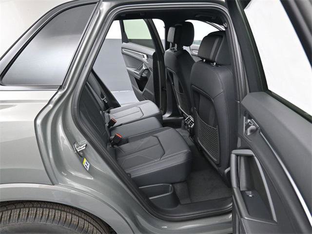 New 2025 Audi Q3 2.0T Premium image 13