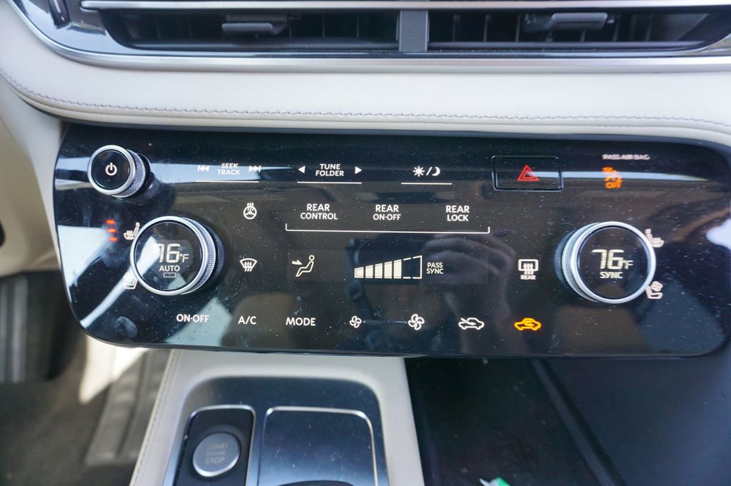 Used 2023 INFINITI QX60 Luxe w/ Cargo Package image 12