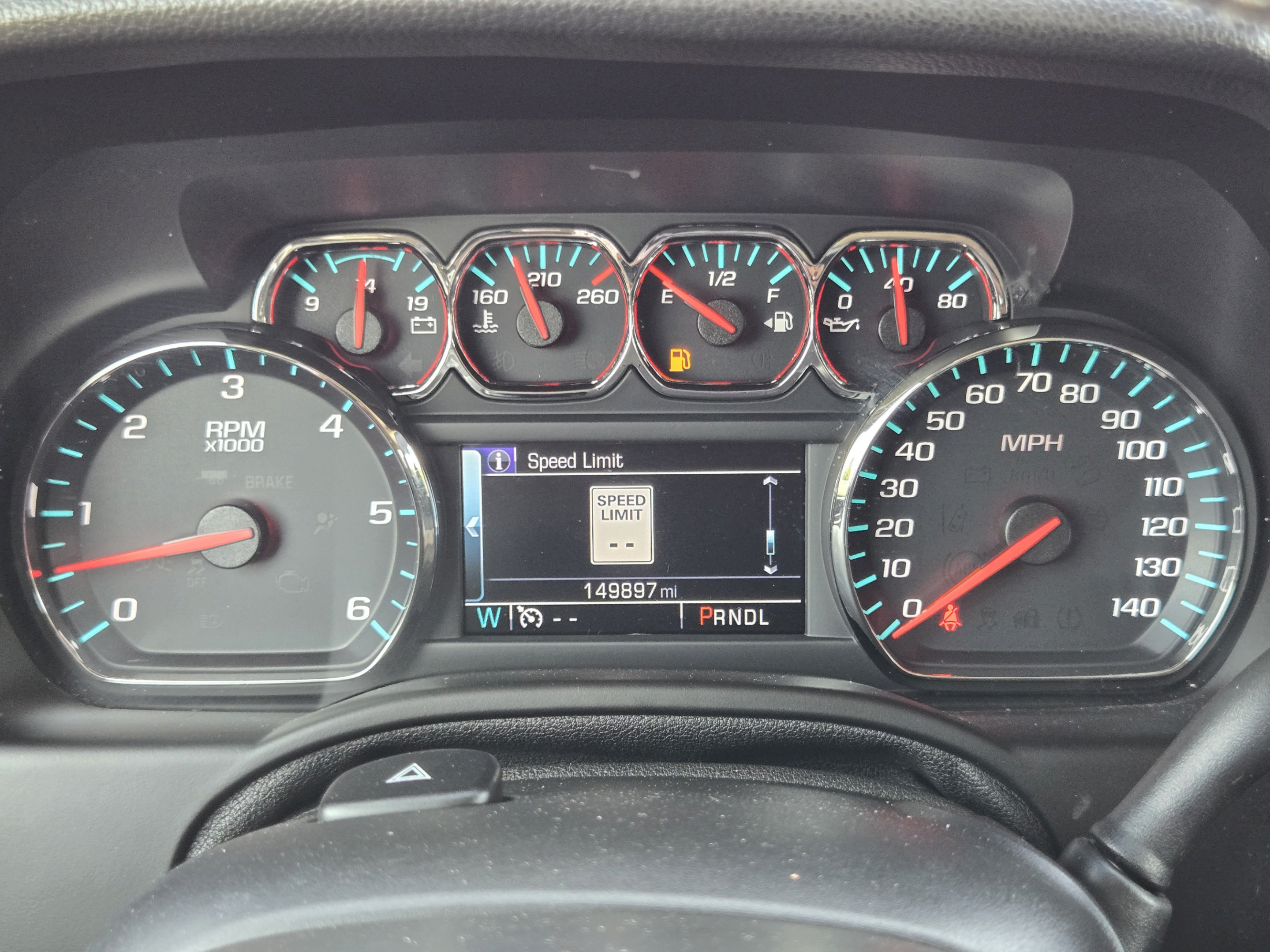 Used 2017 Chevrolet Suburban Premier RWD image 12
