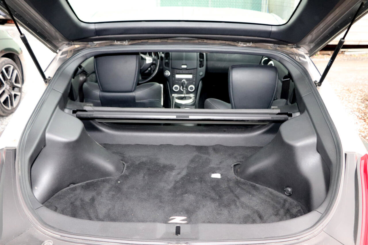 Used 2010 Nissan 370Z Touring image 6