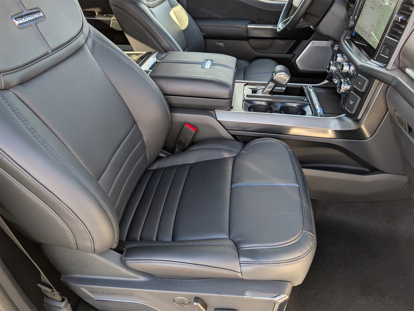 New 2025 Ford F150 Platinum w/ Equipment Group 702A High image 27