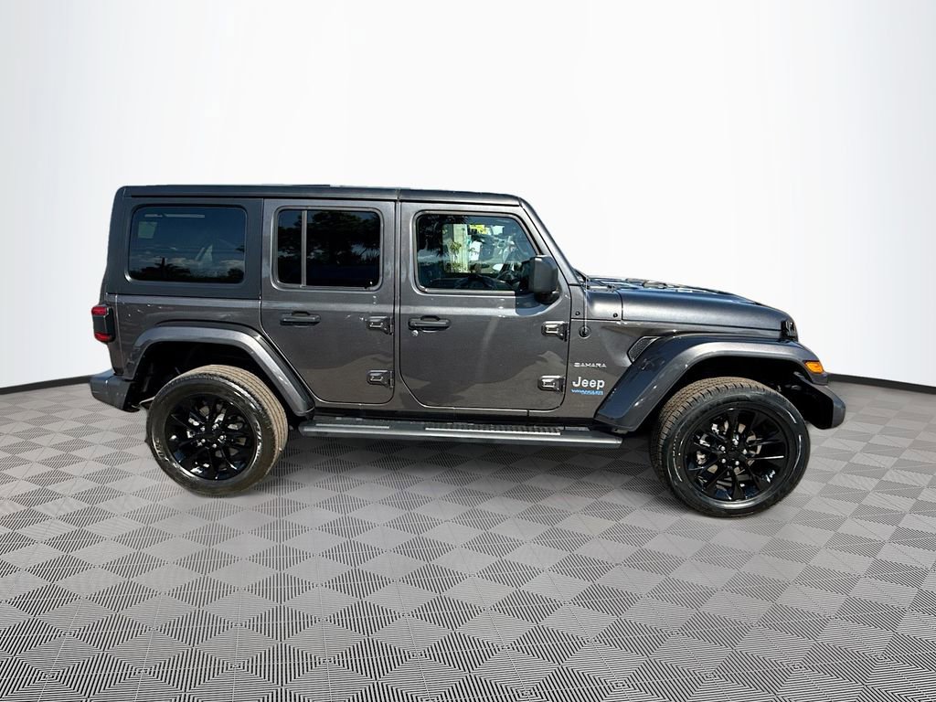 Used 2021 Jeep Wrangler Unlimited Sahara w/ Cold Weather Group image 5