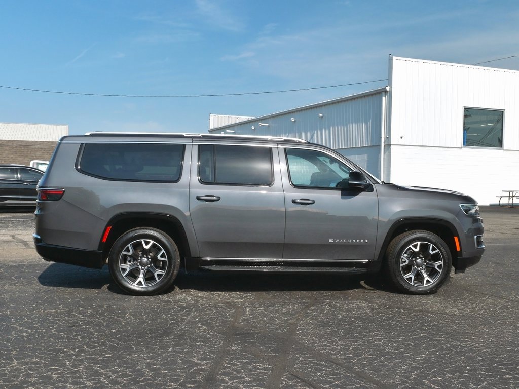 Used 2024 Jeep Wagoneer L Series III w/ Flexible Seating Group image 3