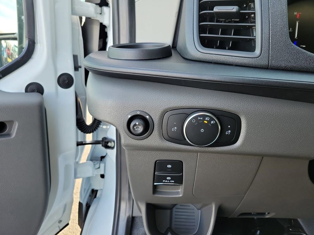 New 2026 Ford Transit 150 Low Roof image 23