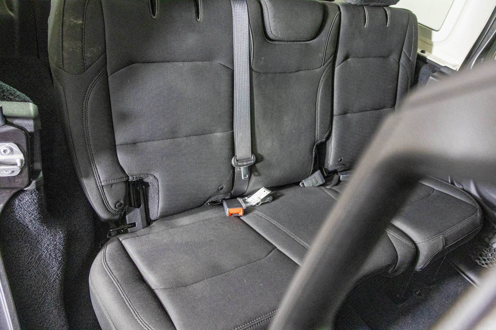 Used 2018 Jeep Wrangler Unlimited Sahara image 37