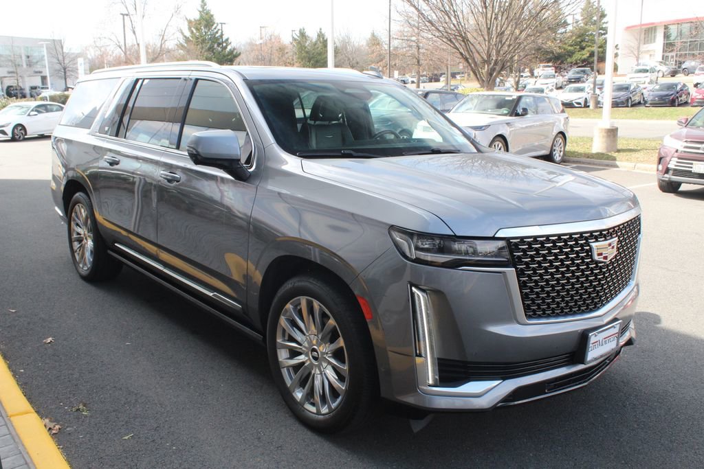 Used 2021 Cadillac Escalade ESV Premium Luxury w/ Driver Assist Tech Package AWD/4WD image 10