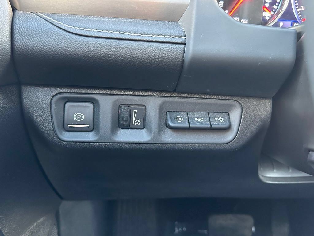 Used 2023 GMC Acadia Denali w/ Denali Ultimate Package AWD/4WD image 38