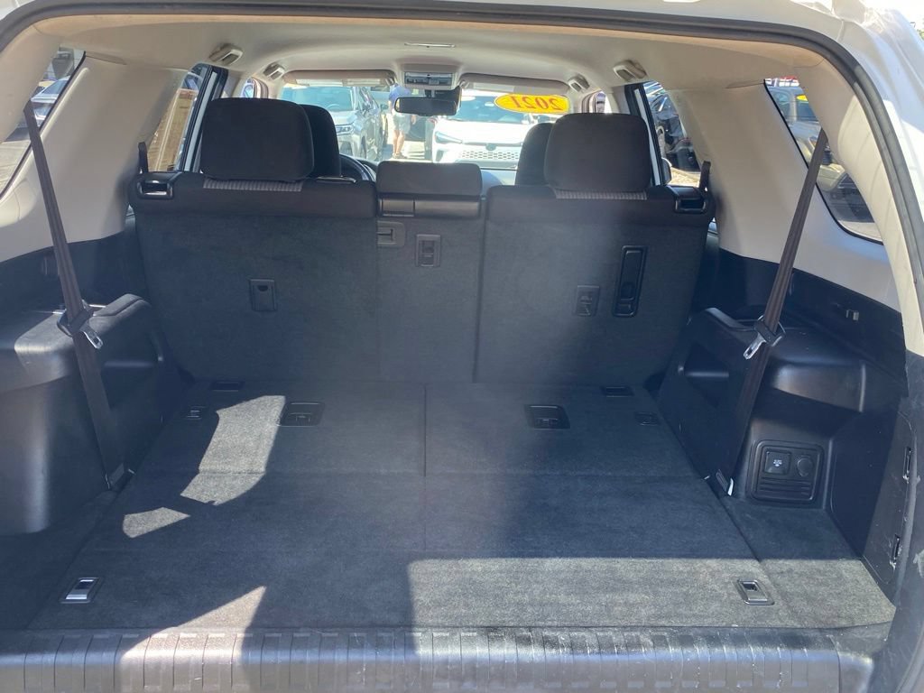 Used 2021 Toyota 4Runner SR5 AWD/4WD image 11