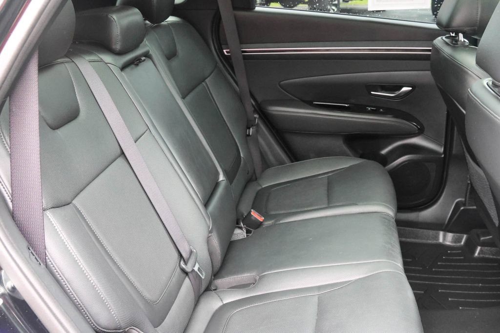 Used 2022 Hyundai Tucson Limited FWD image 12