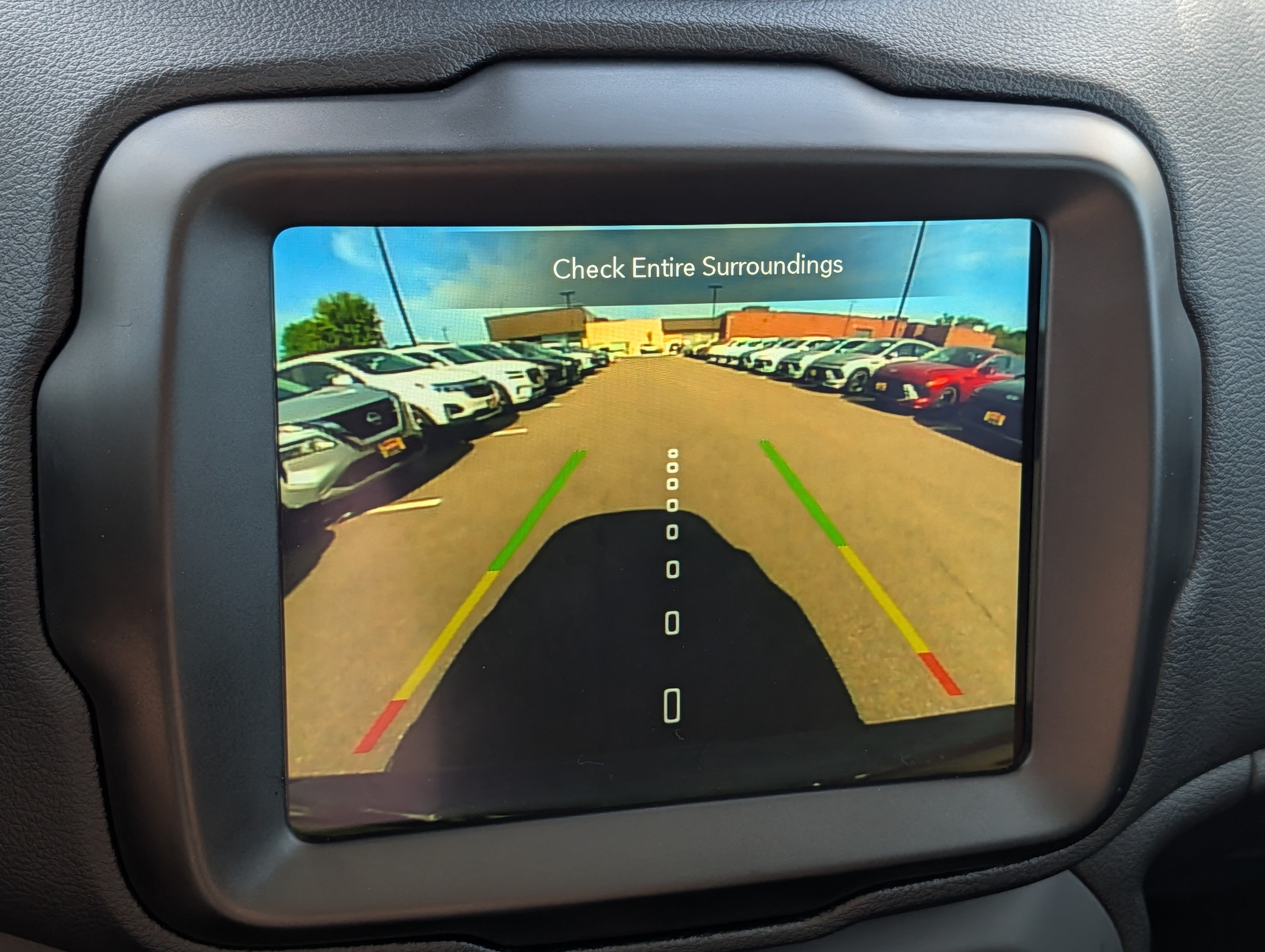 Used 2023 Jeep Renegade Altitude w/ Sun/Sound Group AWD/4WD image 27