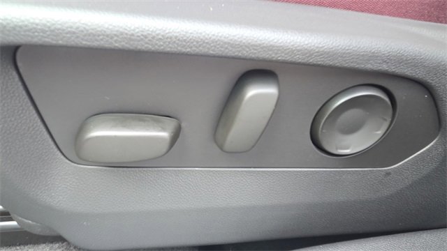 New 2026 Buick Envision Sport Touring image 32