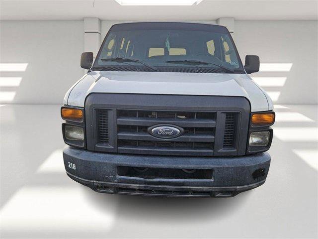 Used 2013 Ford E-350 and Econoline 350 XL image 2