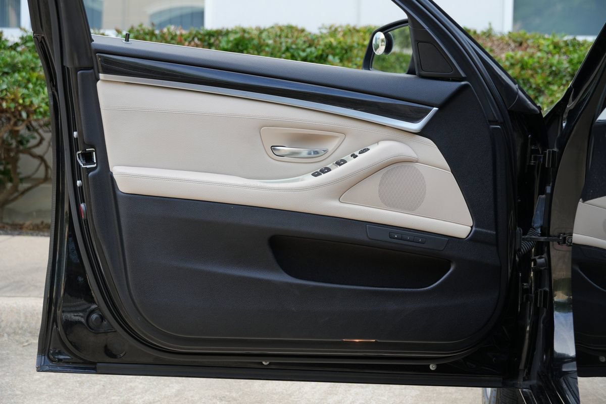 Used 2012 BMW 528i Sedan RWD image 38